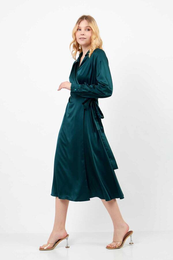 Zümrüt Yeşili Mat Saten Elbise - 1